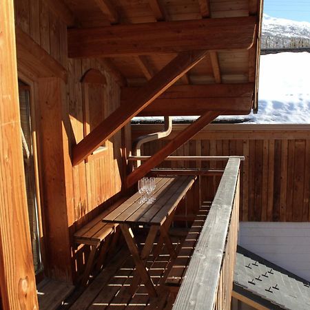 Cosy 4 Bedroom Chalet With Hot Tub Saint-Marcel  Buitenkant foto